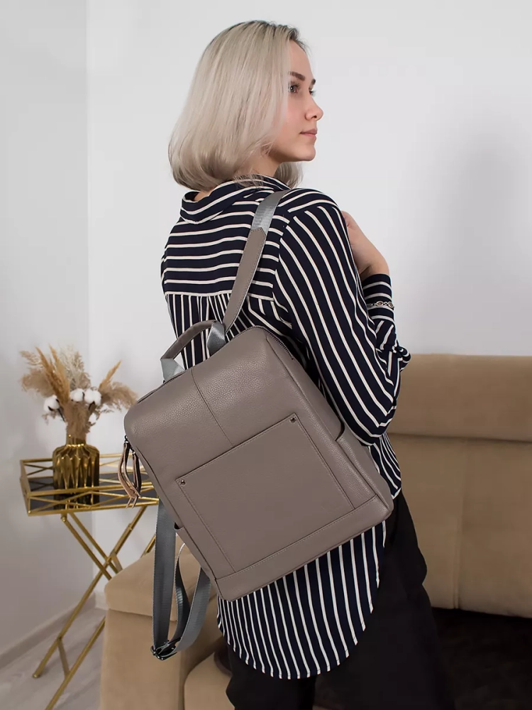 Женский рюкзак под А4 серый Paul Rayner 1071